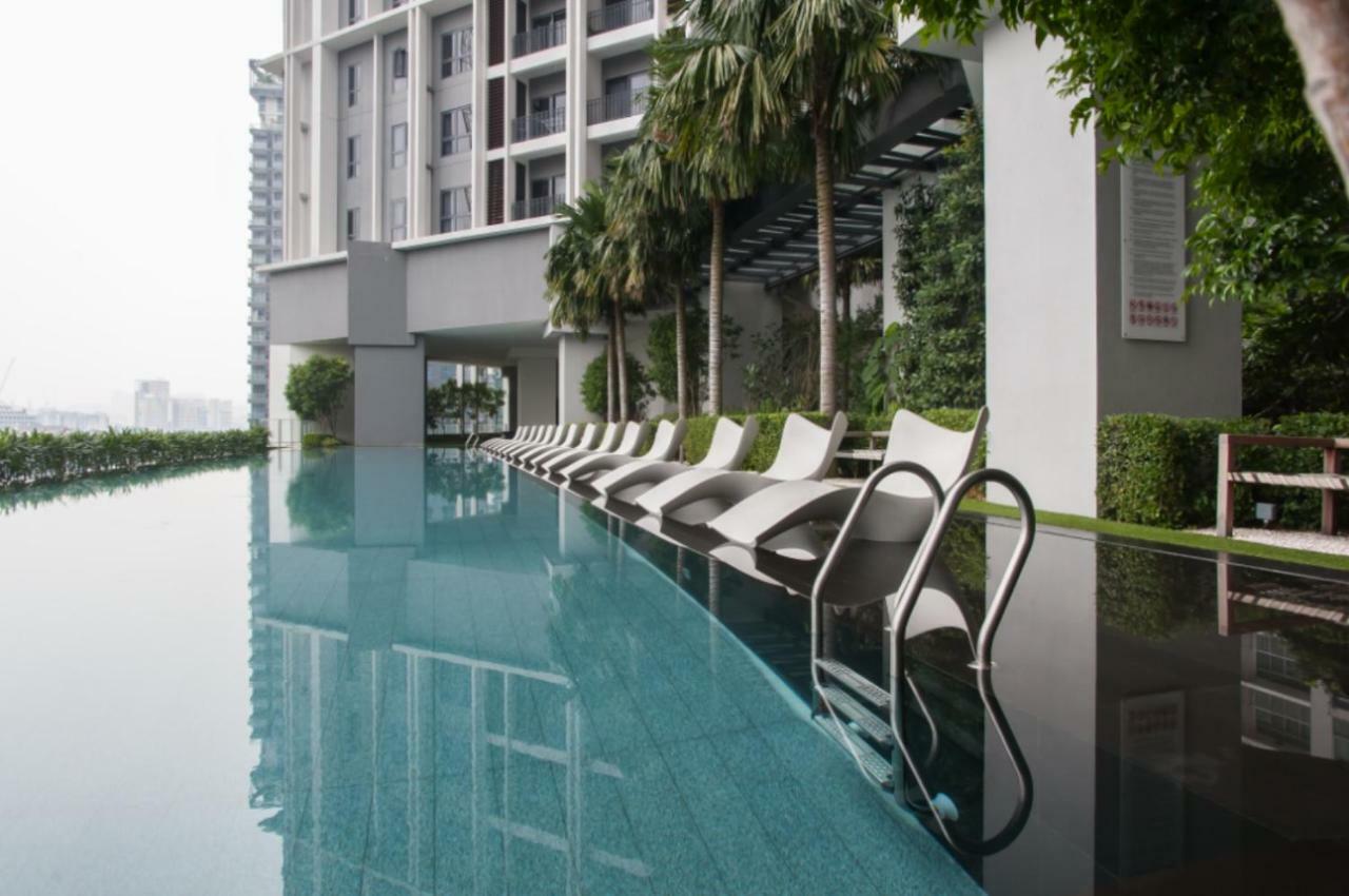Klcc The Mews Home Куала Лумпур Екстериор снимка